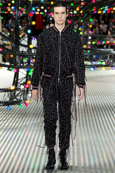 Look 22